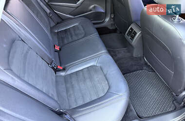 Седан Volkswagen Passat 2015 в 