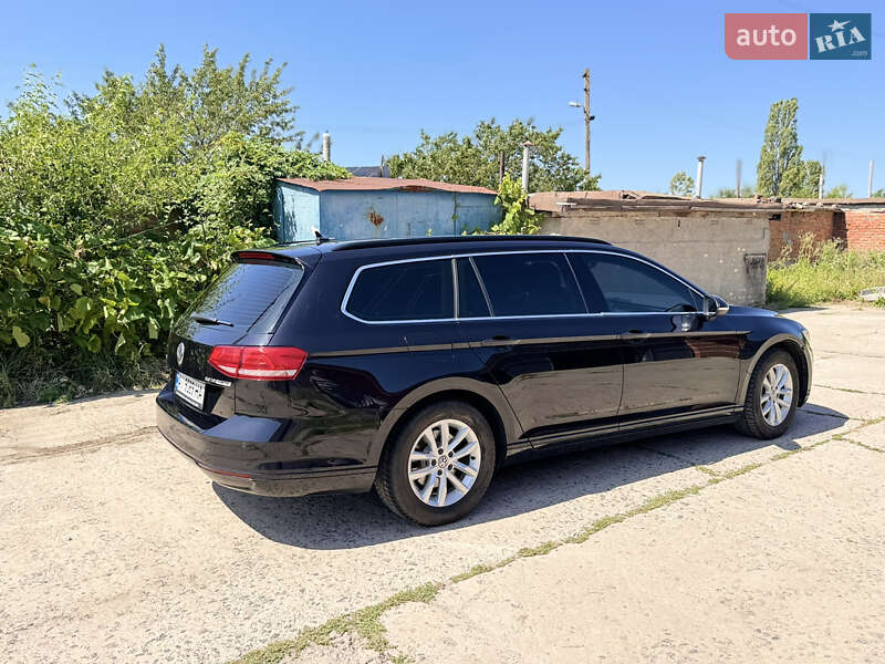 Универсал Volkswagen Passat 2015 в Чугуеве