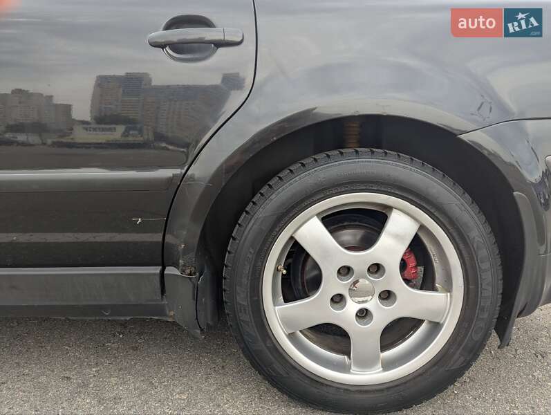 Седан Volkswagen Passat 1999 в Буче