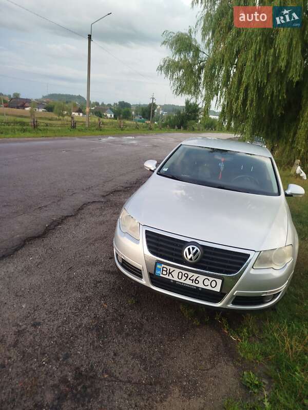 Седан Volkswagen Passat 2005 в Радивилове фото 7 Седан Volkswagen Passat 2005 в Радивилове