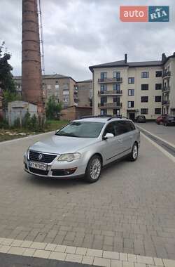 Універсал Volkswagen Passat 2006 в Коломиї