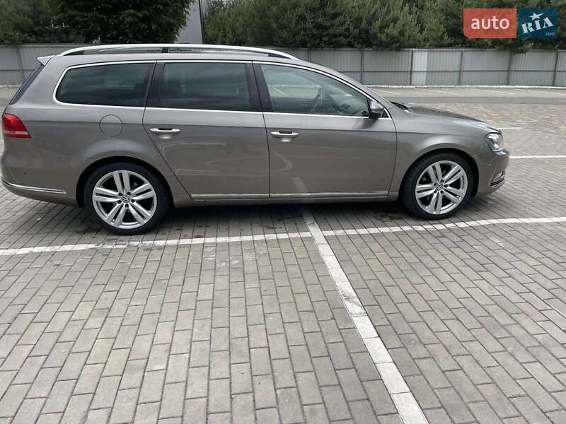 Универсал Volkswagen Passat 2011 в Чернигове