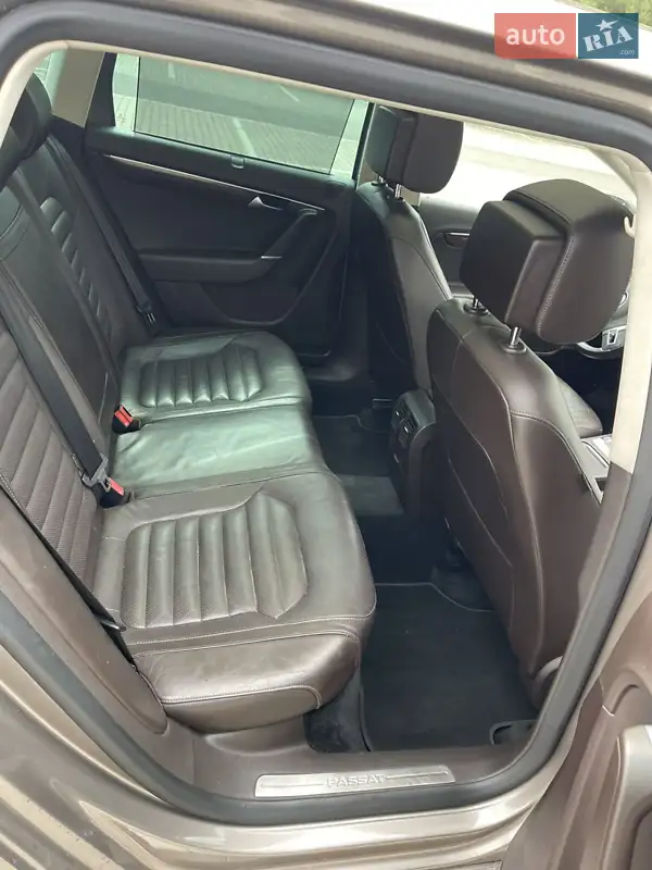 Volkswagen Passat 2011 VIN WVWZZZ3CZCE092593 фото оголошення 20 з 52