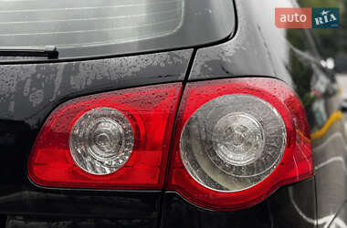 Универсал Volkswagen Passat 2009 в 