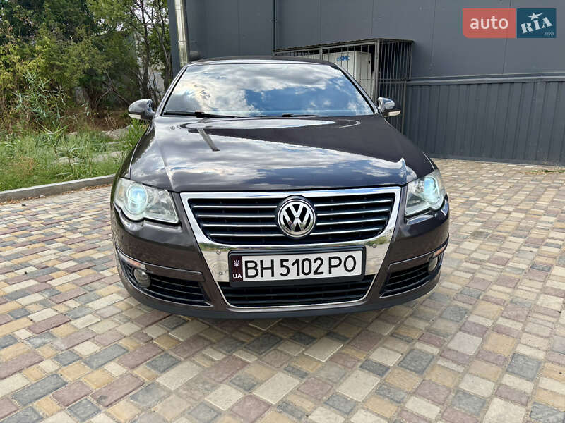 Седан Volkswagen Passat 2006 в Вознесенске