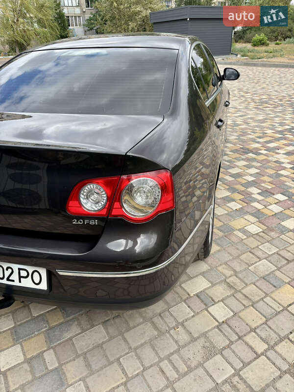 Седан Volkswagen Passat 2006 в Вознесенске