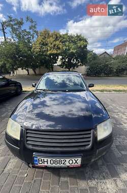 Седан Volkswagen Passat 2002 в Одессе