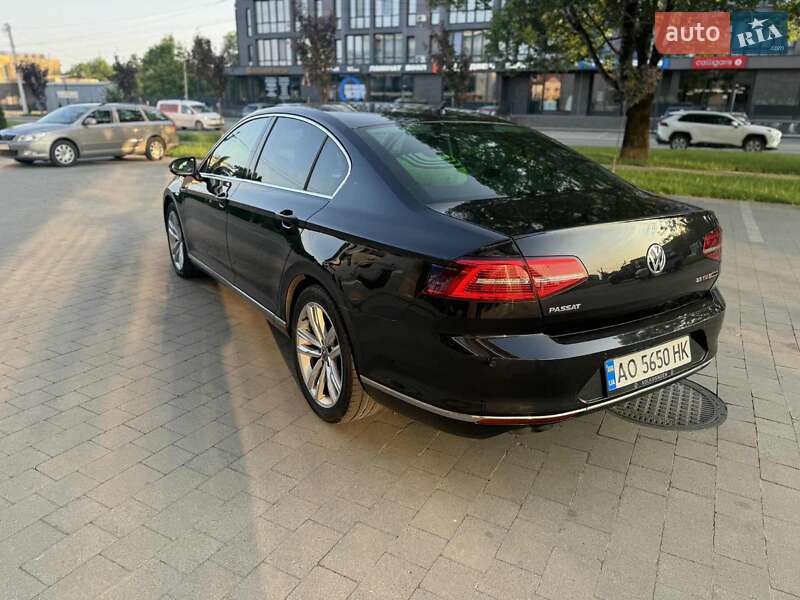 Седан Volkswagen Passat 2017 в Ужгороде