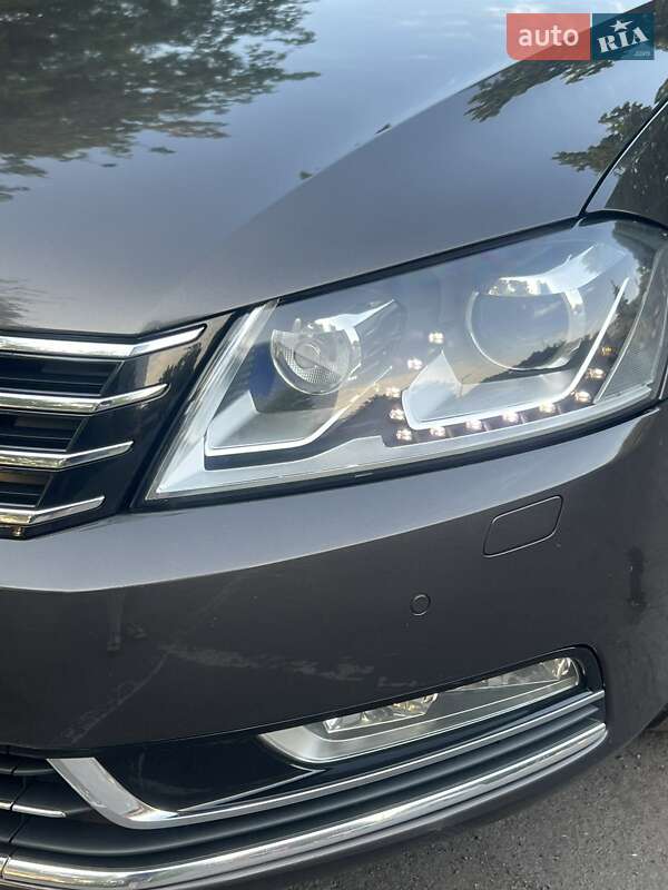 Седан Volkswagen Passat 2013 в Дніпрі фото 3 Седан Volkswagen Passat 2013 в Дніпрі