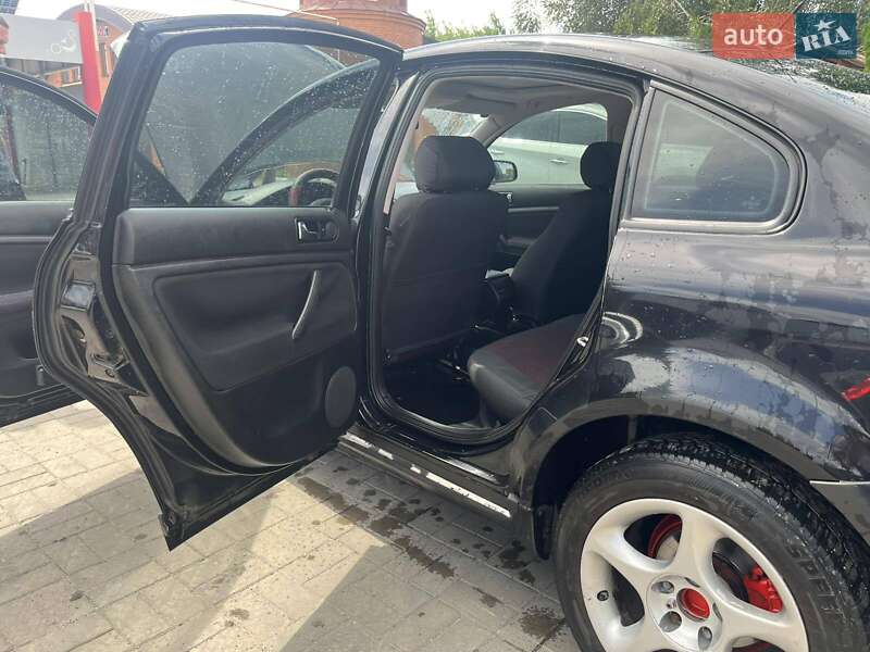 Седан Volkswagen Passat 1997 в Дубно