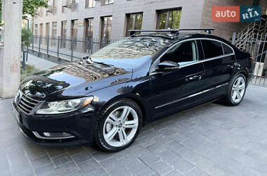 Седан Volkswagen Passat 2012 в Одесі