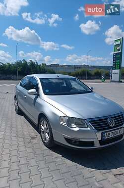 Седан Volkswagen Passat 2006 в 