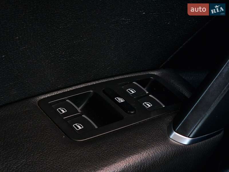 Седан Volkswagen Passat 2016 в Одессе