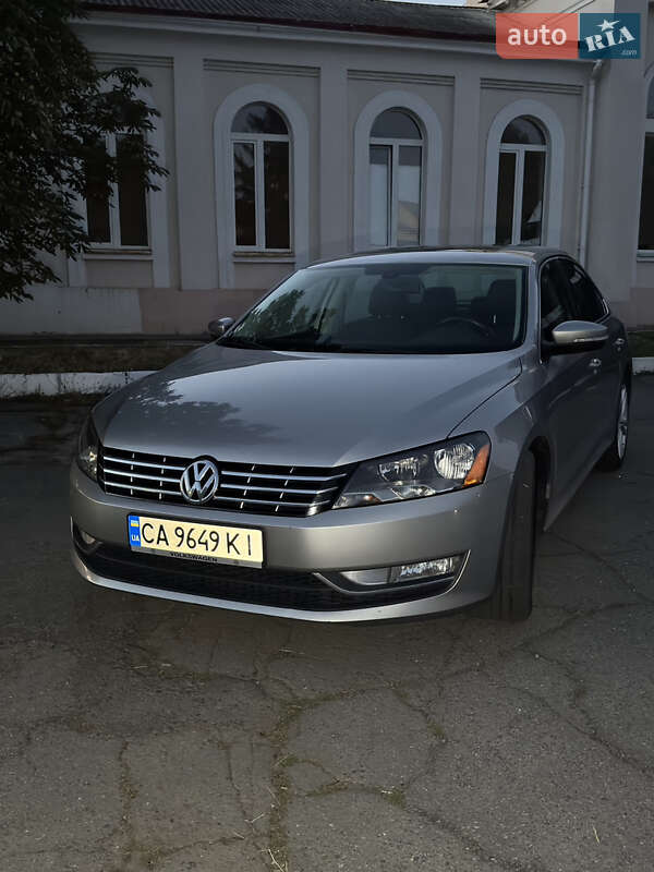 Седан Volkswagen Passat 2013 в 