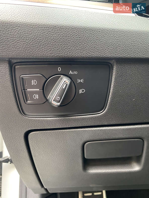 Седан Volkswagen Passat 2018 в Одессе