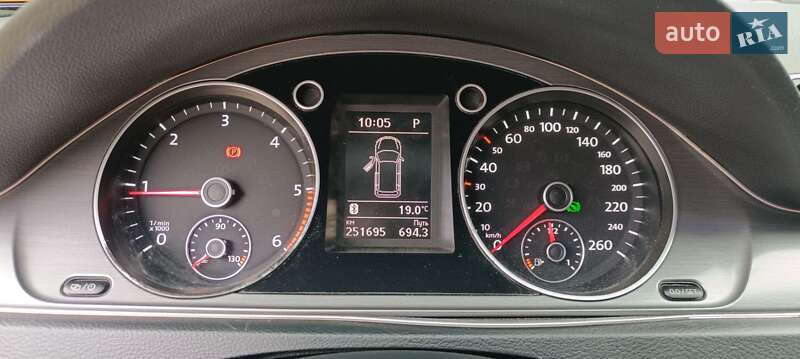 Універсал Volkswagen Passat 2013 в Кременчуці