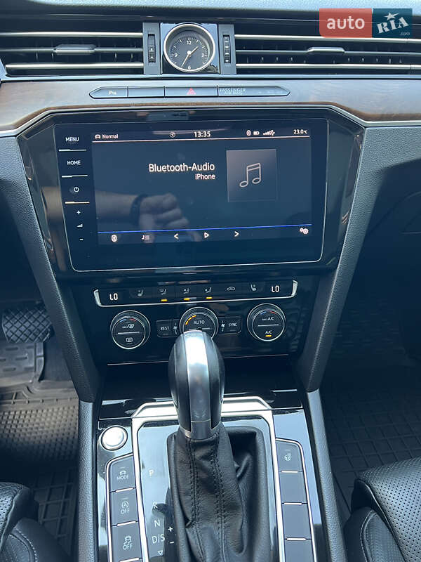 Седан Volkswagen Passat 2017 в Борщеве фото 17 Седан Volkswagen Passat 2017 в Борщеве