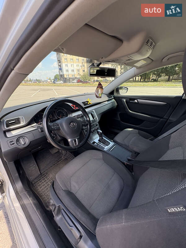Универсал Volkswagen Passat 2014 в Кропивницком