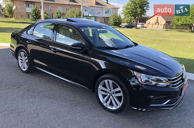 Седан Volkswagen Passat 2019 в Рівному