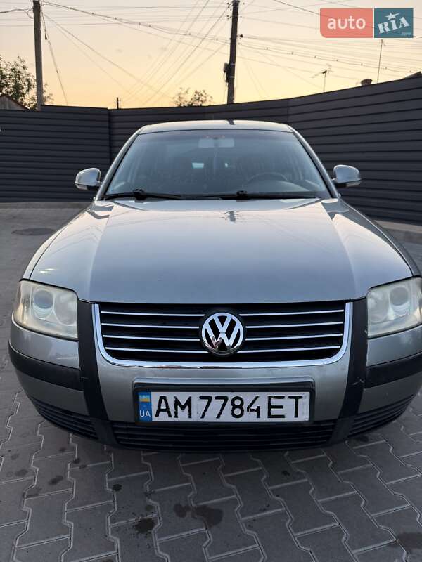 Volkswagen Passat 2004 Volkswagen Passat 2004