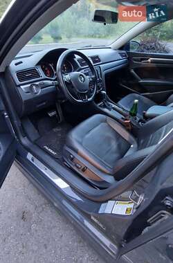 Седан Volkswagen Passat 2017 в 