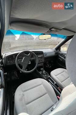 Седан Volkswagen Passat 1988 в Житомирі