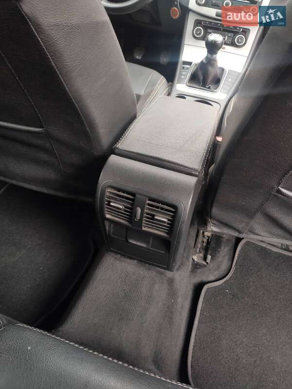 Универсал Volkswagen Passat 2011 в Броварах