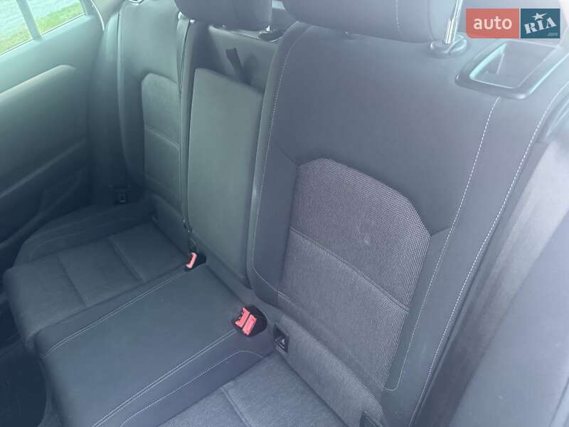 Универсал Volkswagen Passat 2015 в Харькове