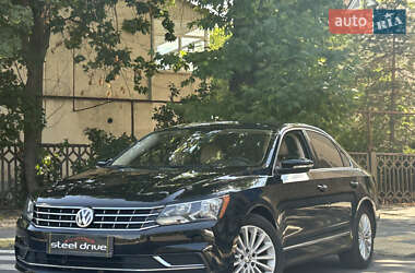 Седан Volkswagen Passat 2016 в Миколаєві