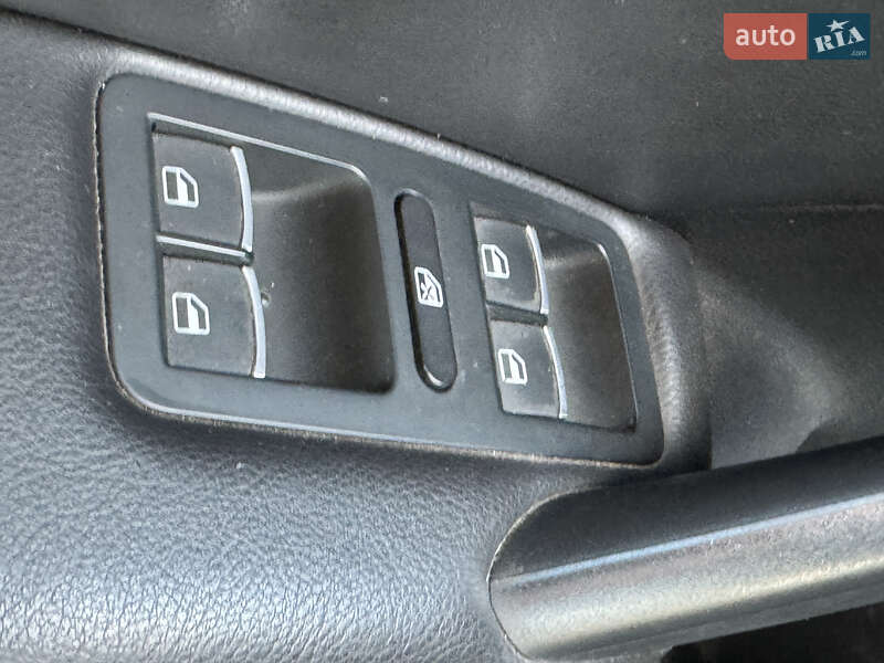 Седан Volkswagen Passat 2014 в Чорткове