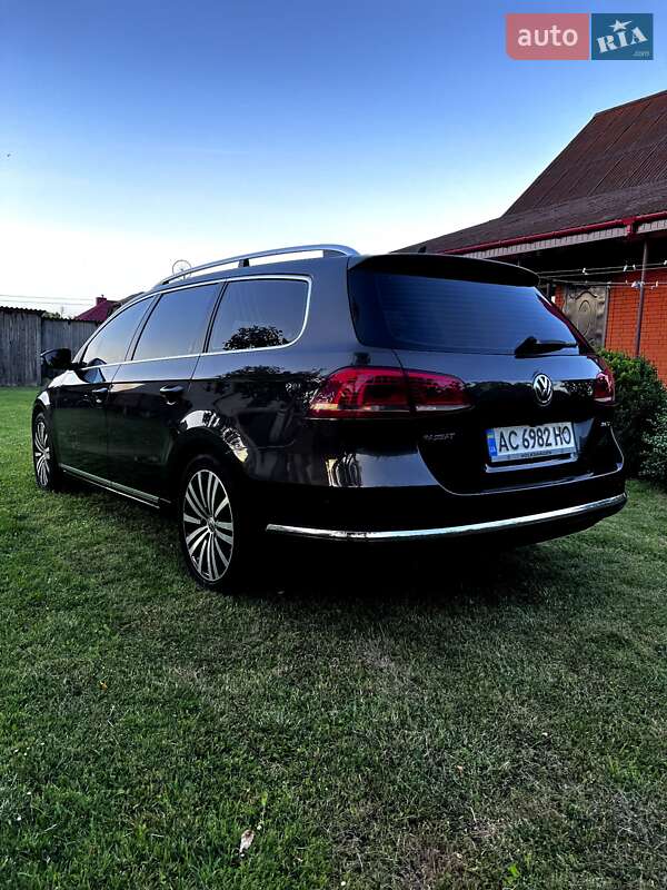 Універсал Volkswagen Passat 2014 в Луцьку