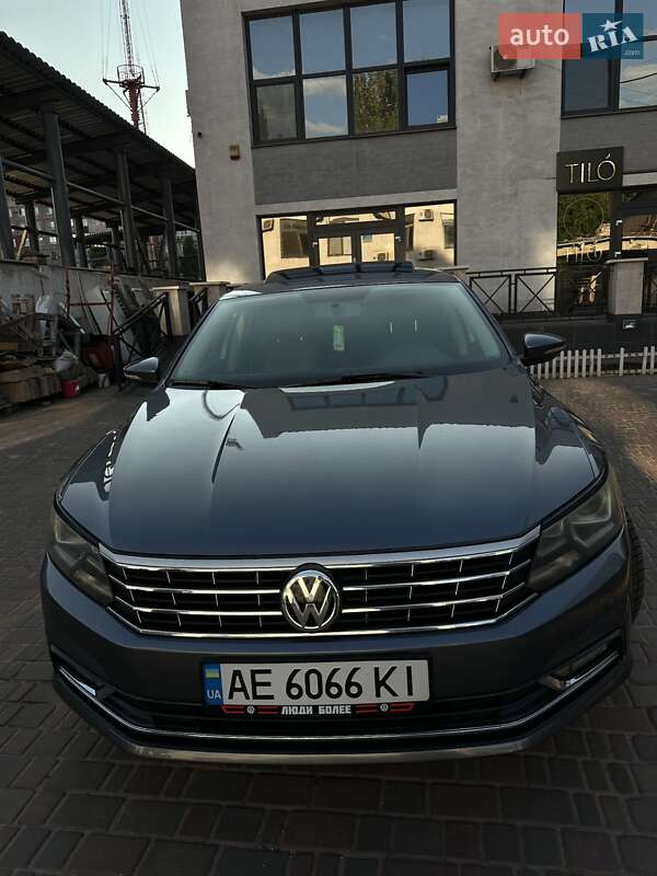 Седан Volkswagen Passat 2016 в Кривому Розі