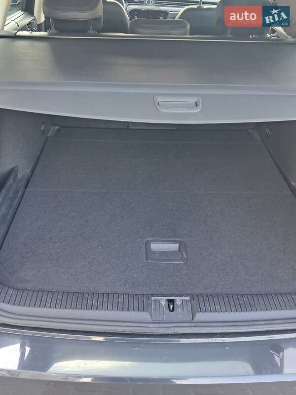 Универсал Volkswagen Passat 2017 в Великой Березовице