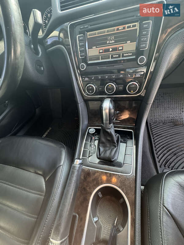 Седан Volkswagen Passat 2015 в Киеве фото 9 Седан Volkswagen Passat 2015 в Киеве