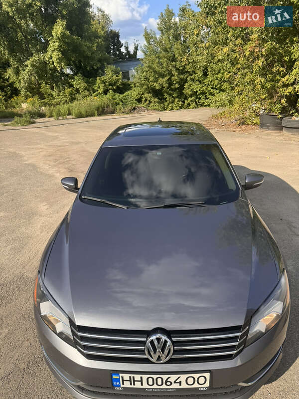 Седан Volkswagen Passat 2015 в Киеве фото 5 Седан Volkswagen Passat 2015 в Киеве