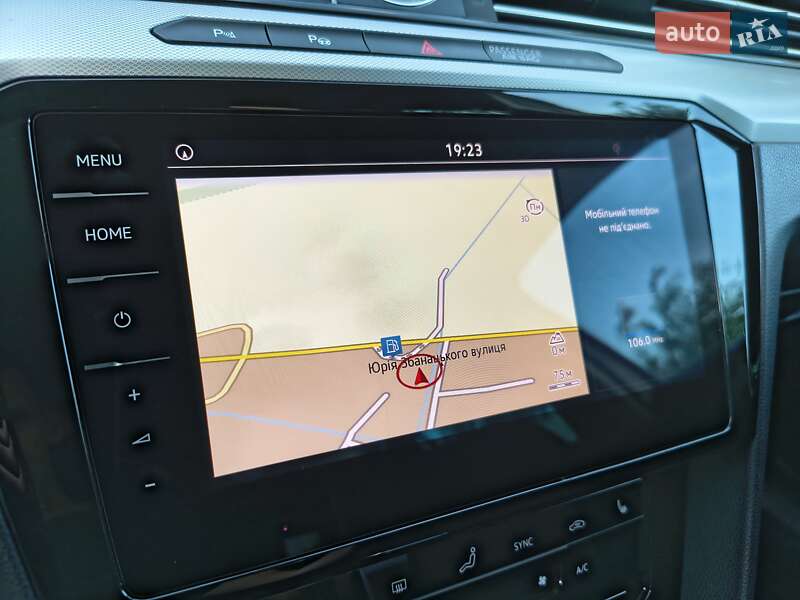 Универсал Volkswagen Passat 2017 в Киеве