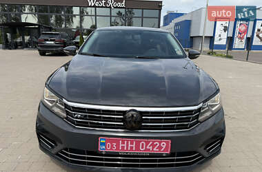 Седан Volkswagen Passat 2016 в Ковелі