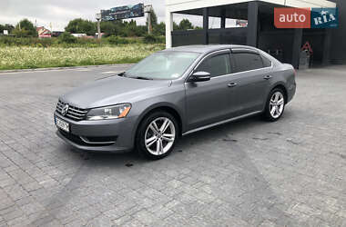 Седан Volkswagen Passat 2015 в Львове