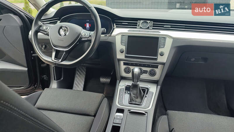 Универсал Volkswagen Passat 2016 в Шептицькому фото 20 Универсал Volkswagen Passat 2016 в Шептицькому