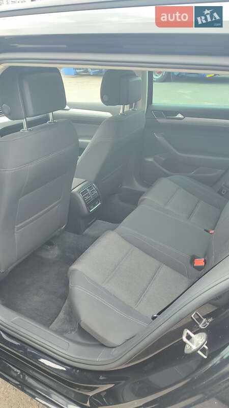 Универсал Volkswagen Passat 2016 в Шептицькому фото 34 Универсал Volkswagen Passat 2016 в Шептицькому