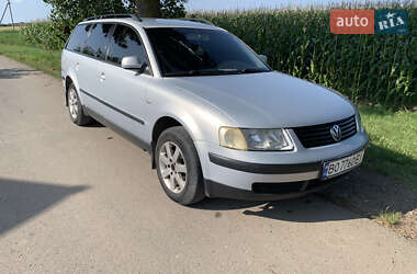 Универсал Volkswagen Passat 2000 в Залещиках