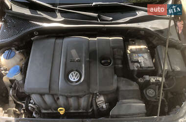 Седан Volkswagen Passat 2012 в Сокале