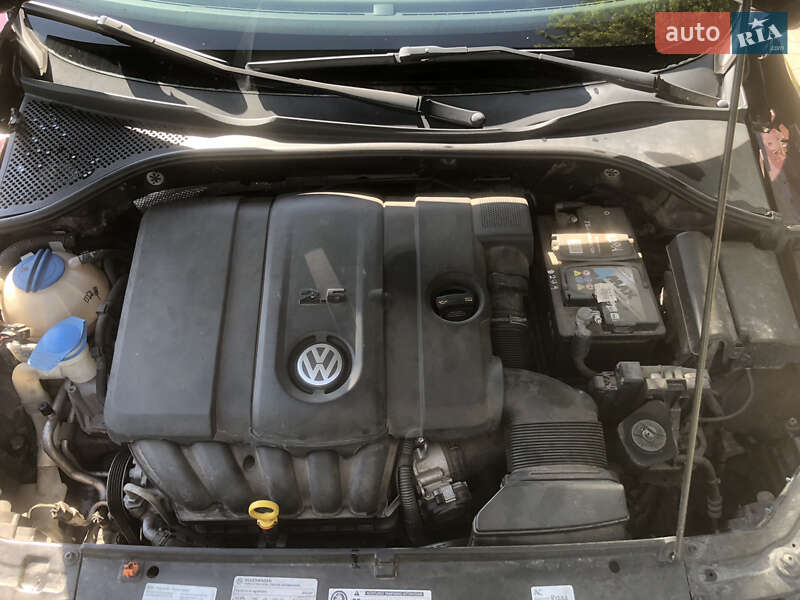 Седан Volkswagen Passat 2012 в Сокалі