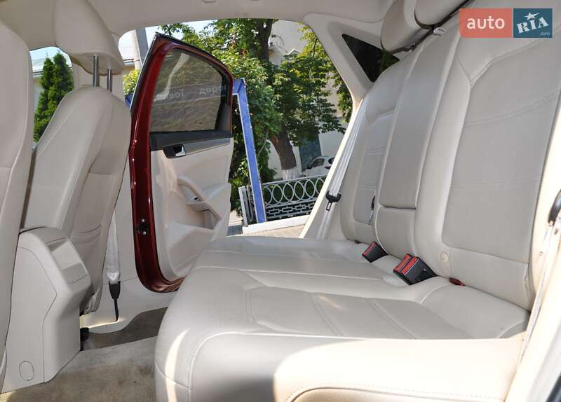 Седан Volkswagen Passat 2015 в Одессе