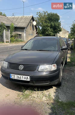 Універсал Volkswagen Passat 1998 в Чернівцях