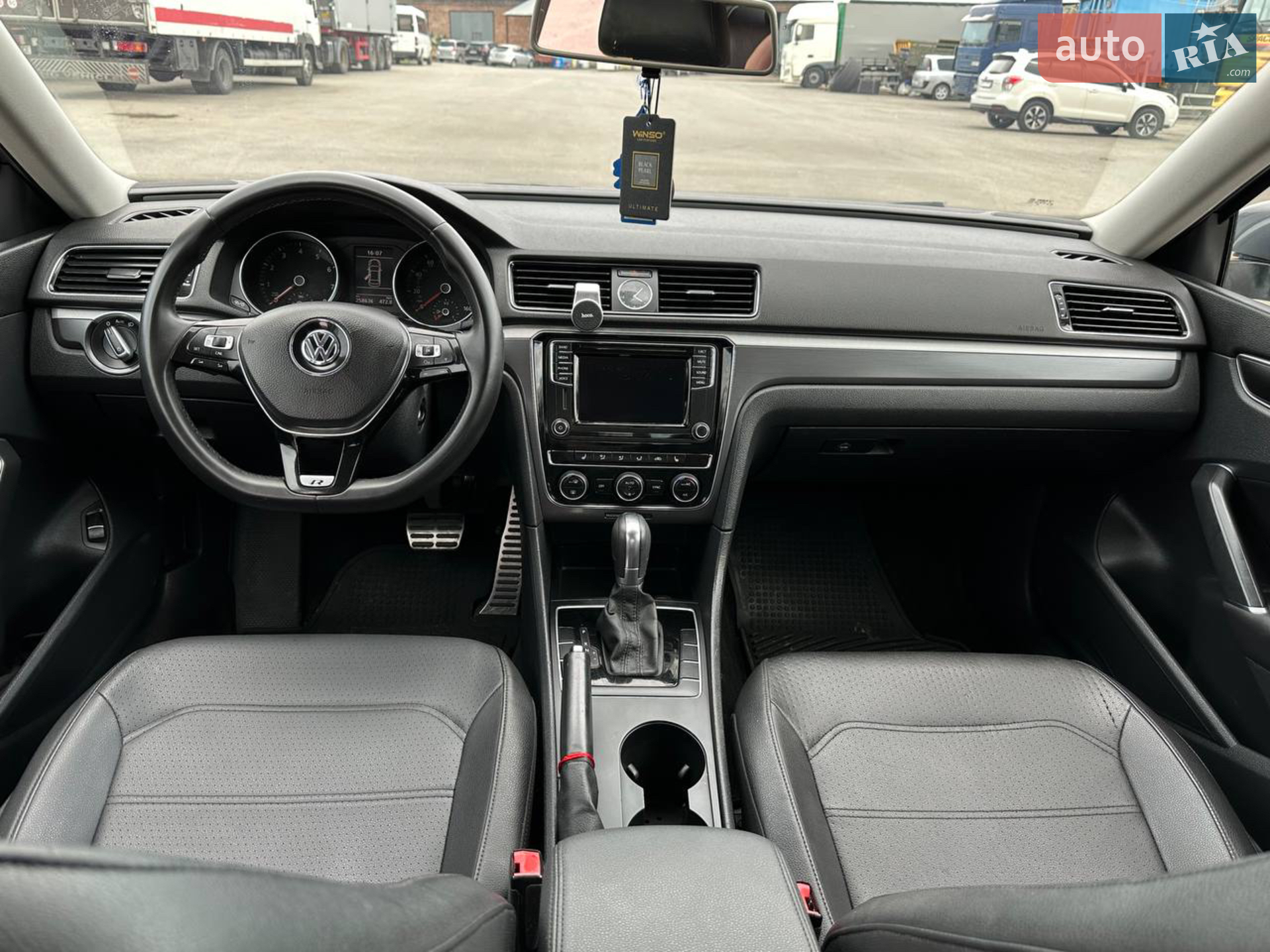 2017 Volkswagen Passat - мініатюра 10