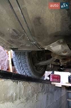 Седан Volkswagen Passat 2001 в 