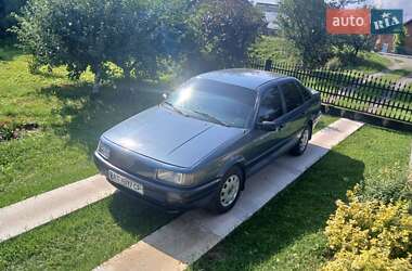 Хетчбек Volkswagen Passat 1988 в Монастириській