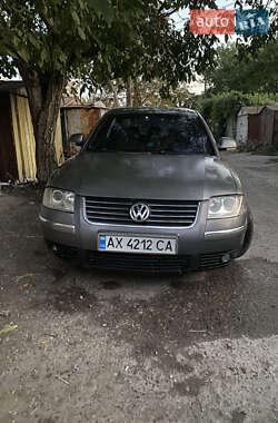 Седан Volkswagen Passat 2004 в Одессе
