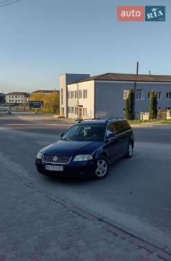Універсал Volkswagen Passat 2004 в Ізяславі